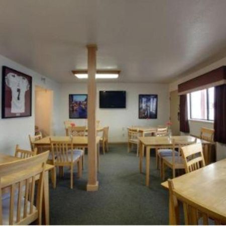 Americas Best Value Inn Oklahoma City South Bagian luar foto