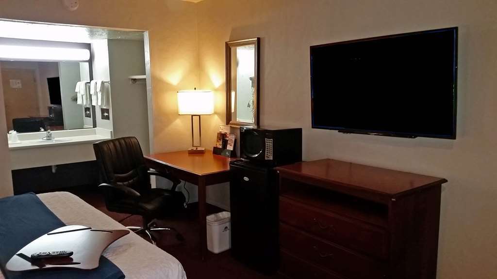 Americas Best Value Inn Oklahoma City South Ruang foto